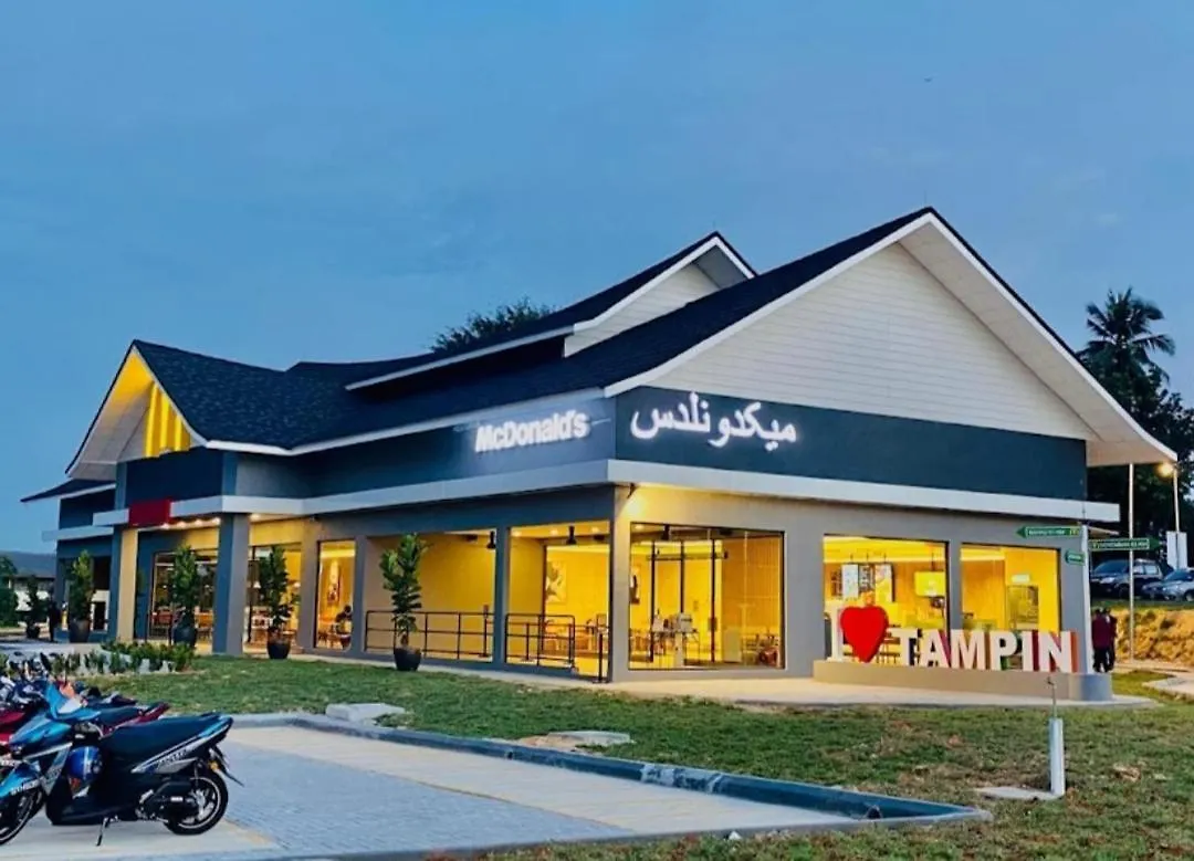 Farmos Homestay Malacca Holiday home